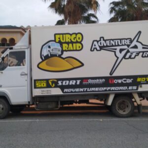 Logotipo en Renault B120